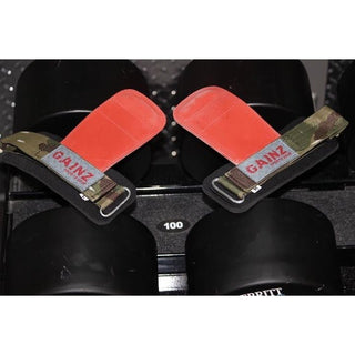 Female Red & Camo Gainz "Load & Lock" Grips - Gainz Sportsgear LLC.